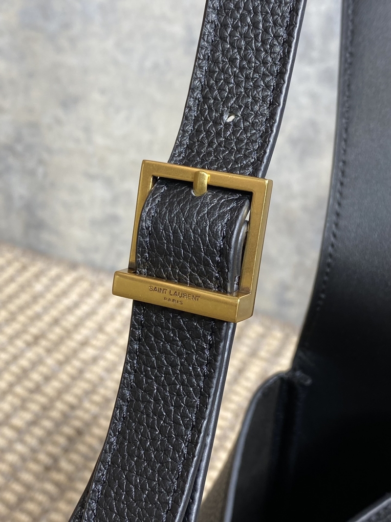 Y51 top handle bags